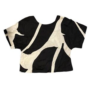 Anthropologie The Odell’s Black and White Abstract Tee